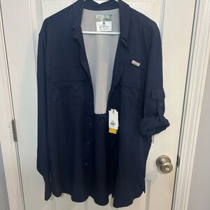 Columbia Men's Navy Casual Button Down Shirt